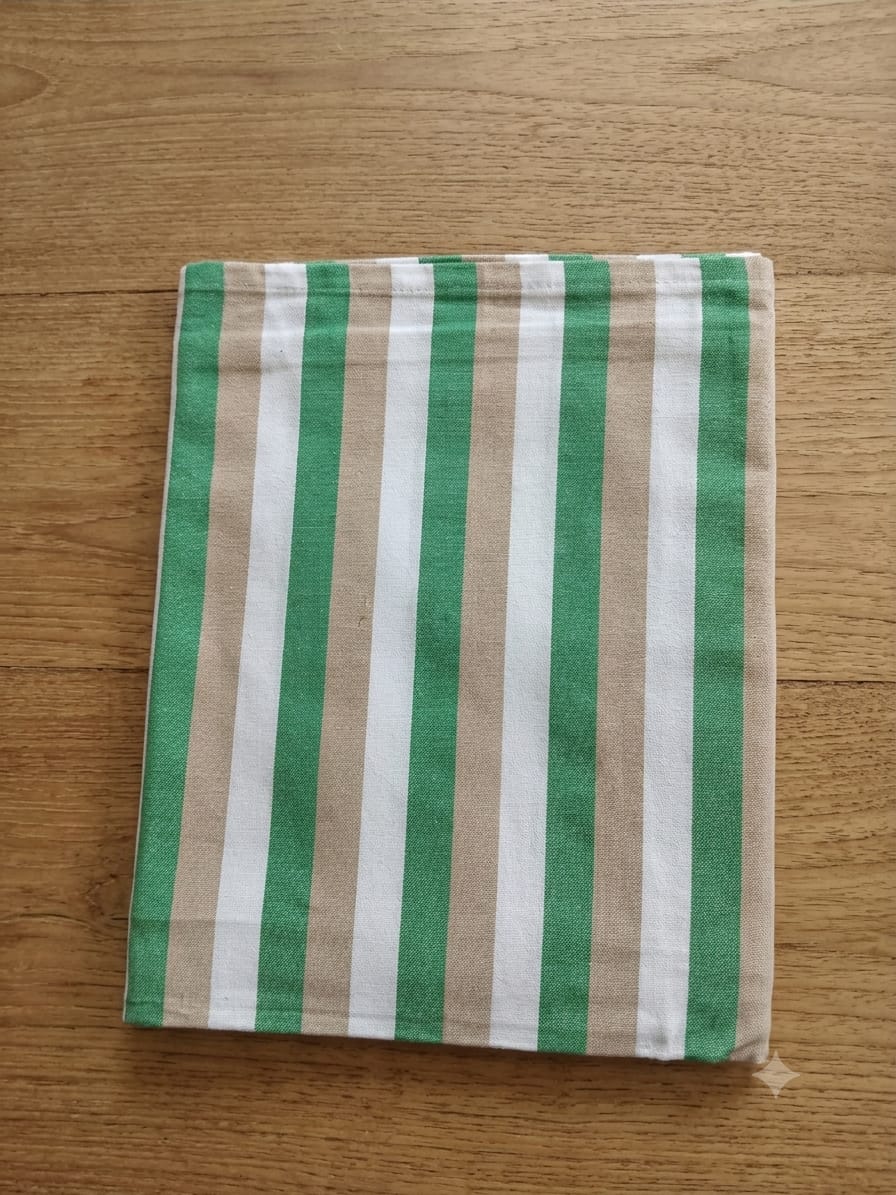 Winner Strips Bedsheet  - Green